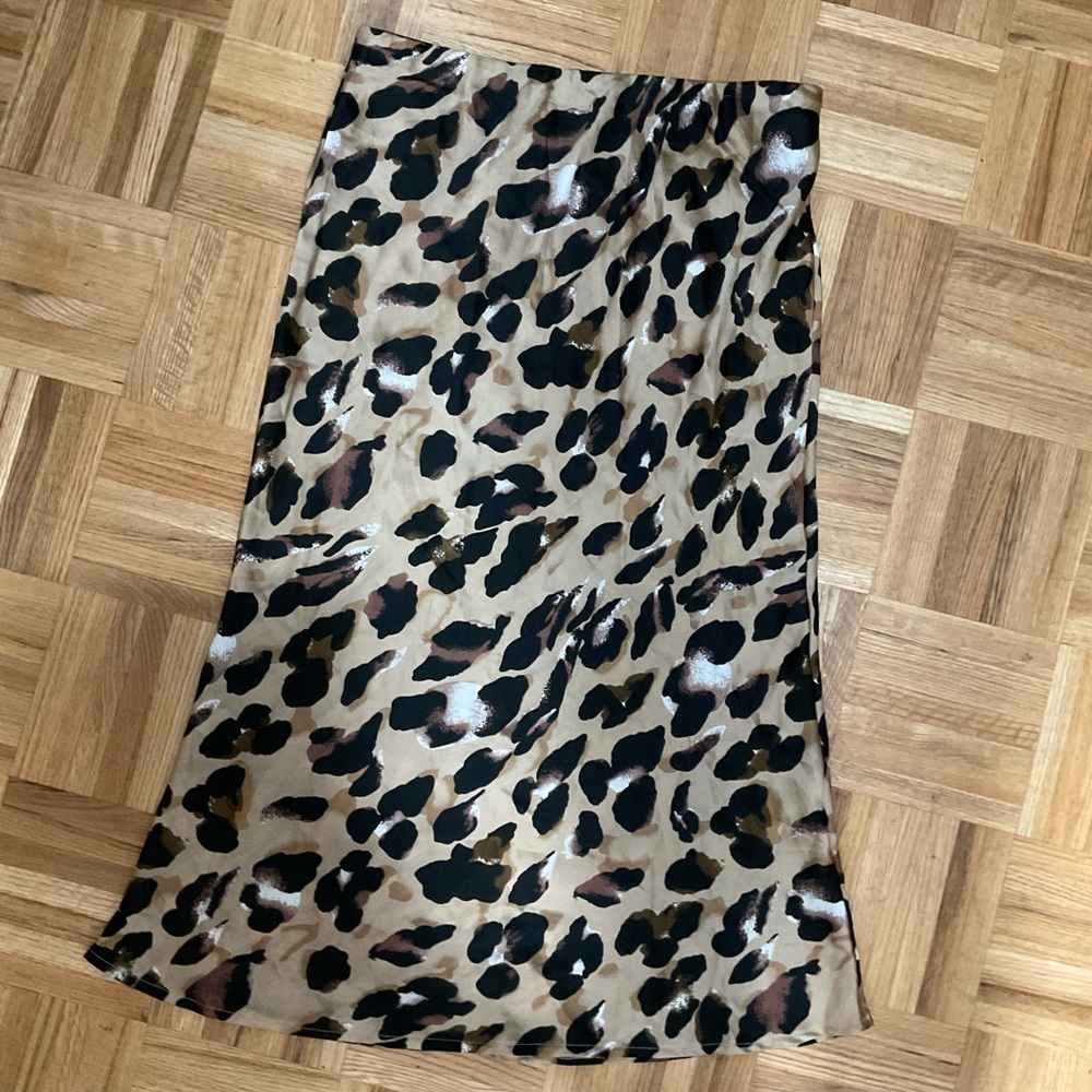Leopard Print Midi Skirt